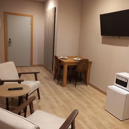 Aparthotel Montcada 外观 照片