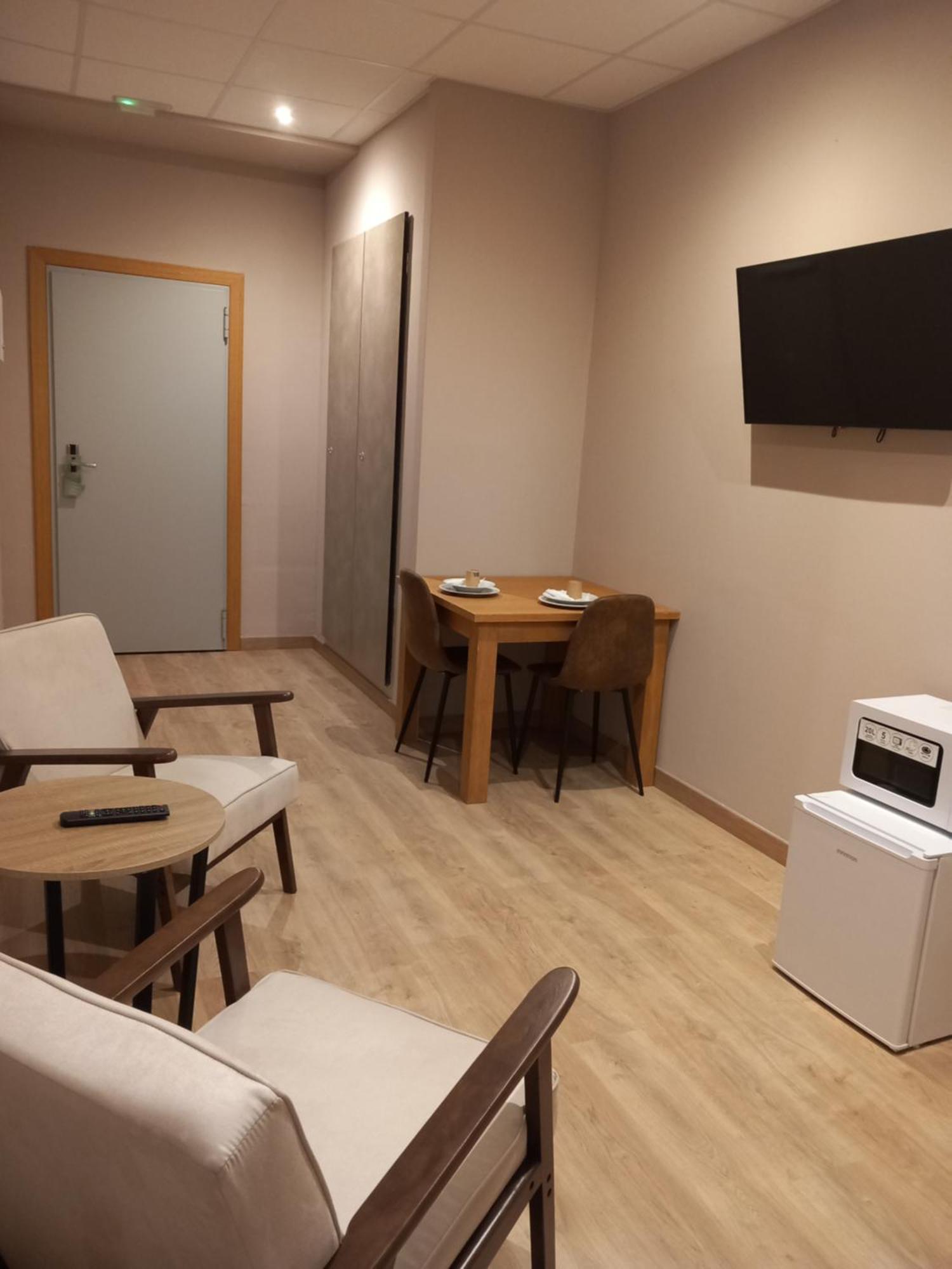 Aparthotel Montcada 外观 照片