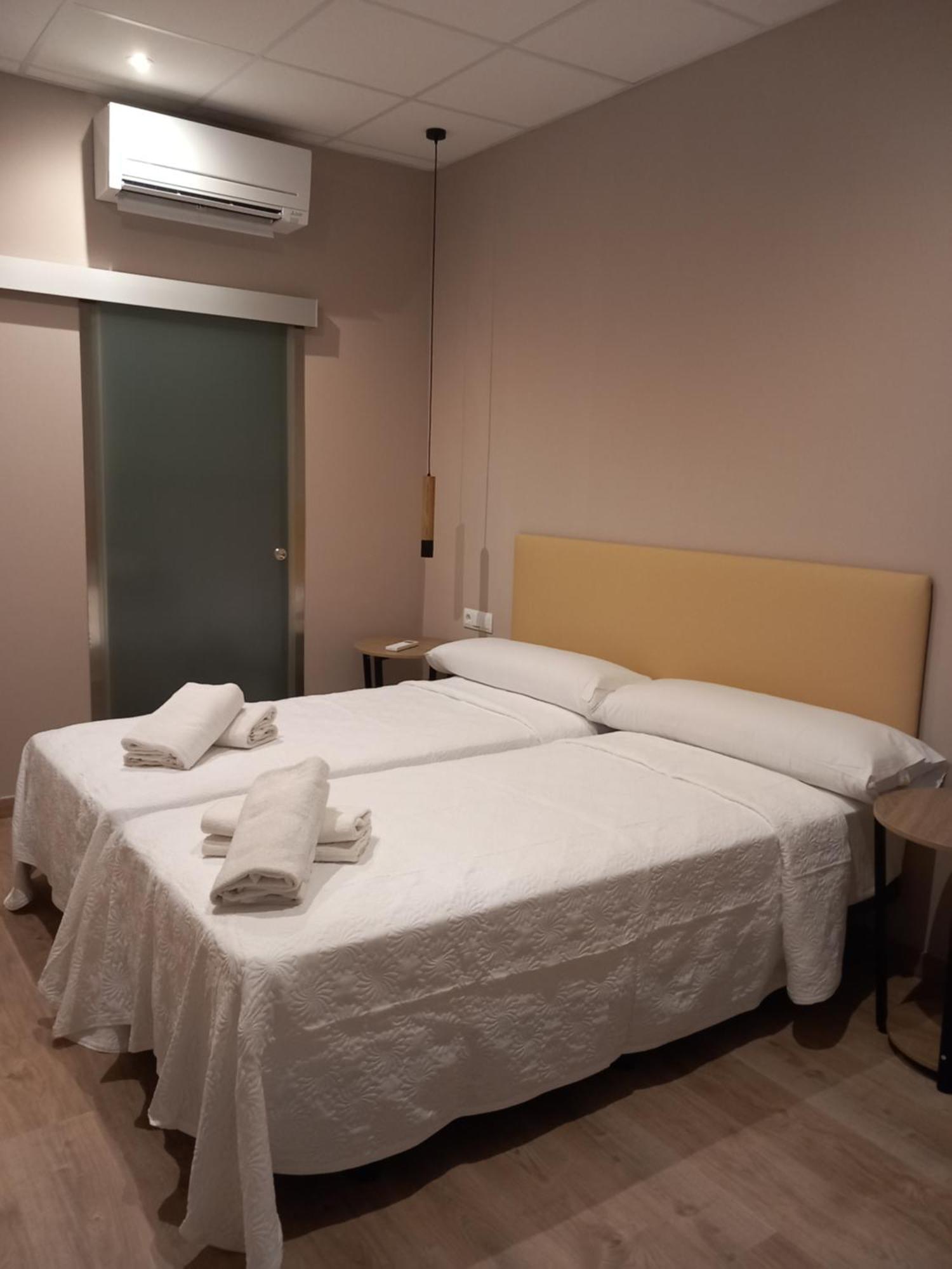 Aparthotel Montcada 外观 照片
