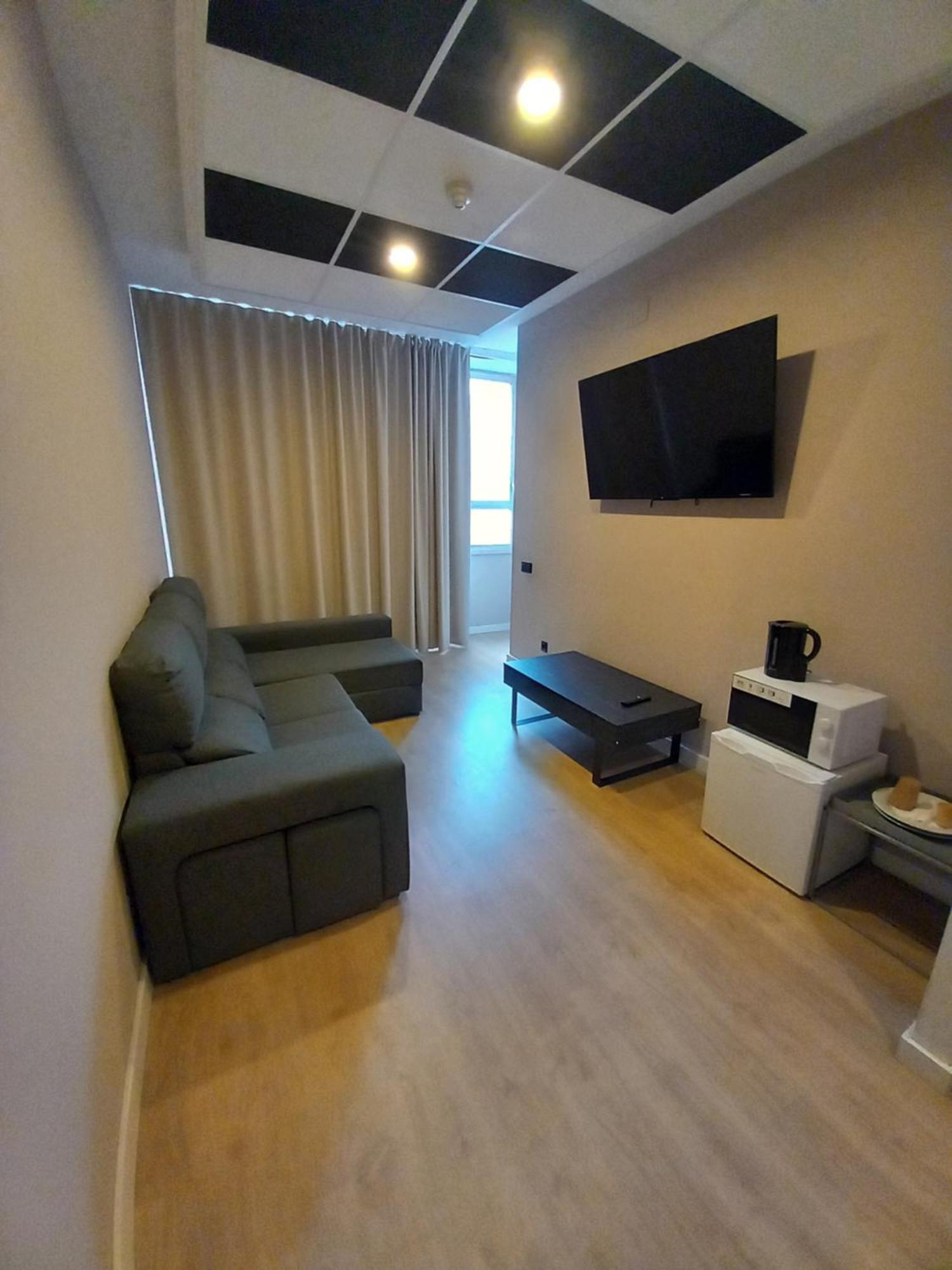 Aparthotel Montcada 外观 照片