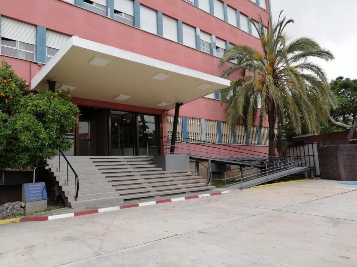 Aparthotel Montcada 外观 照片